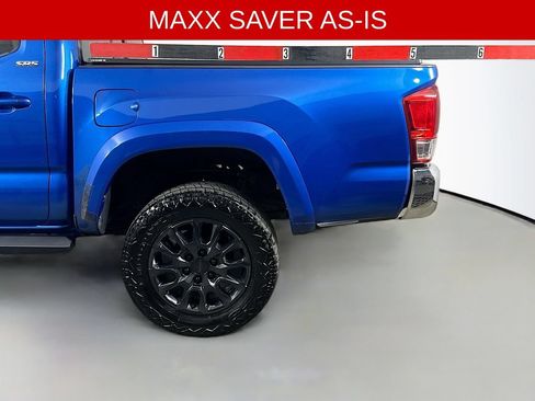 Used 2017 Toyota Tacoma SR5 AWD/4WD image 35