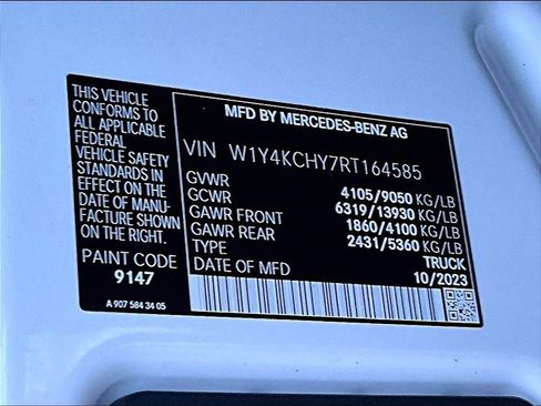 Used 2024 Mercedes-Benz Sprinter 2500 image 33