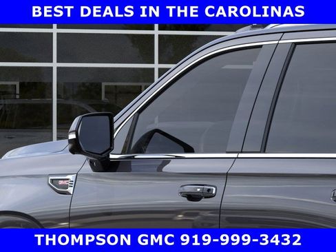 New 2026 GMC Yukon Denali w/ Denali Reserve Package image 15