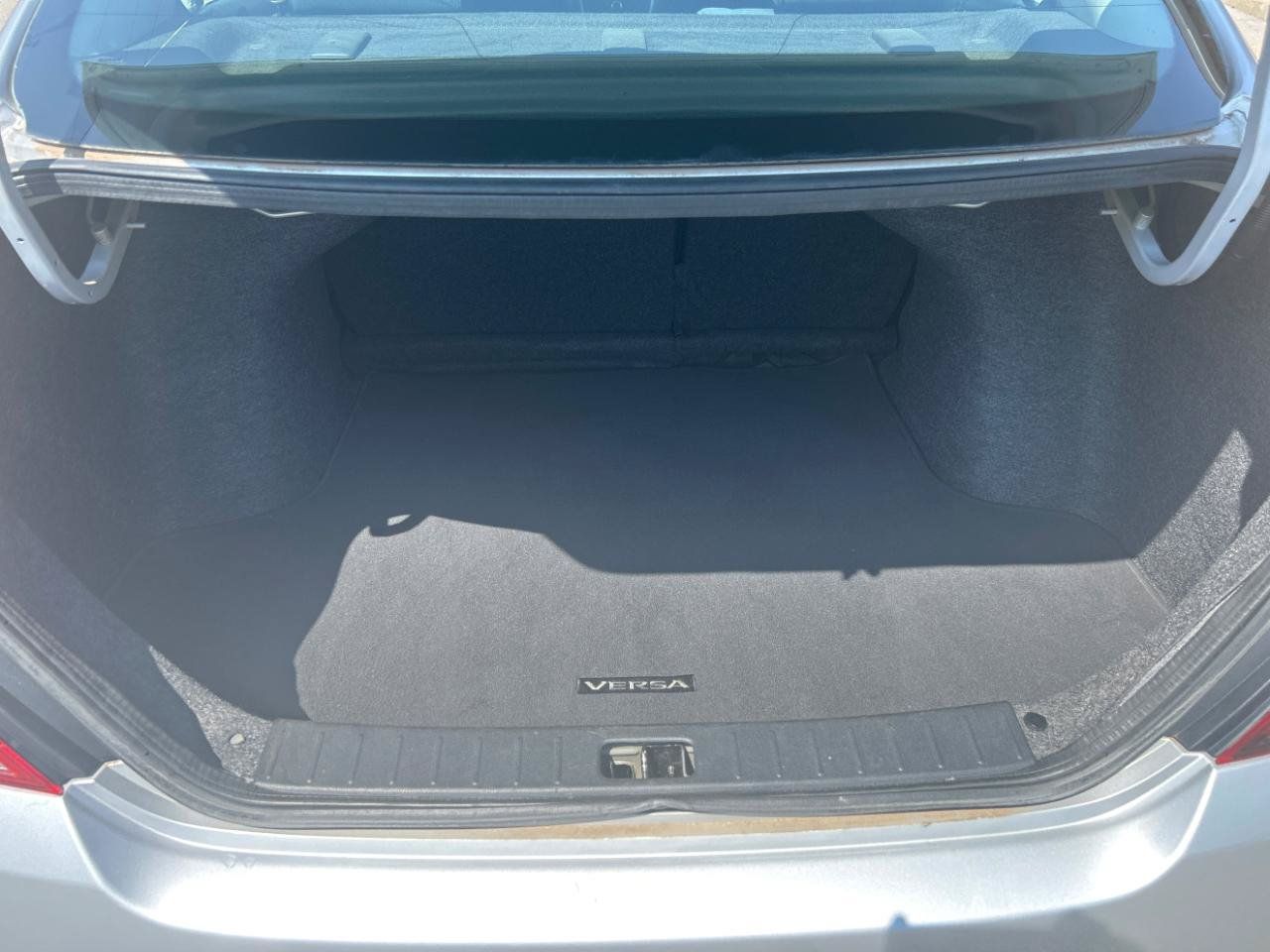 Used 2019 Nissan Versa SV FWD image 21