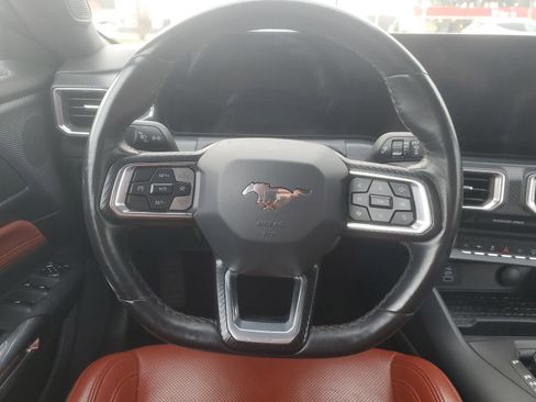 Used 2024 Ford Mustang Premium image 11