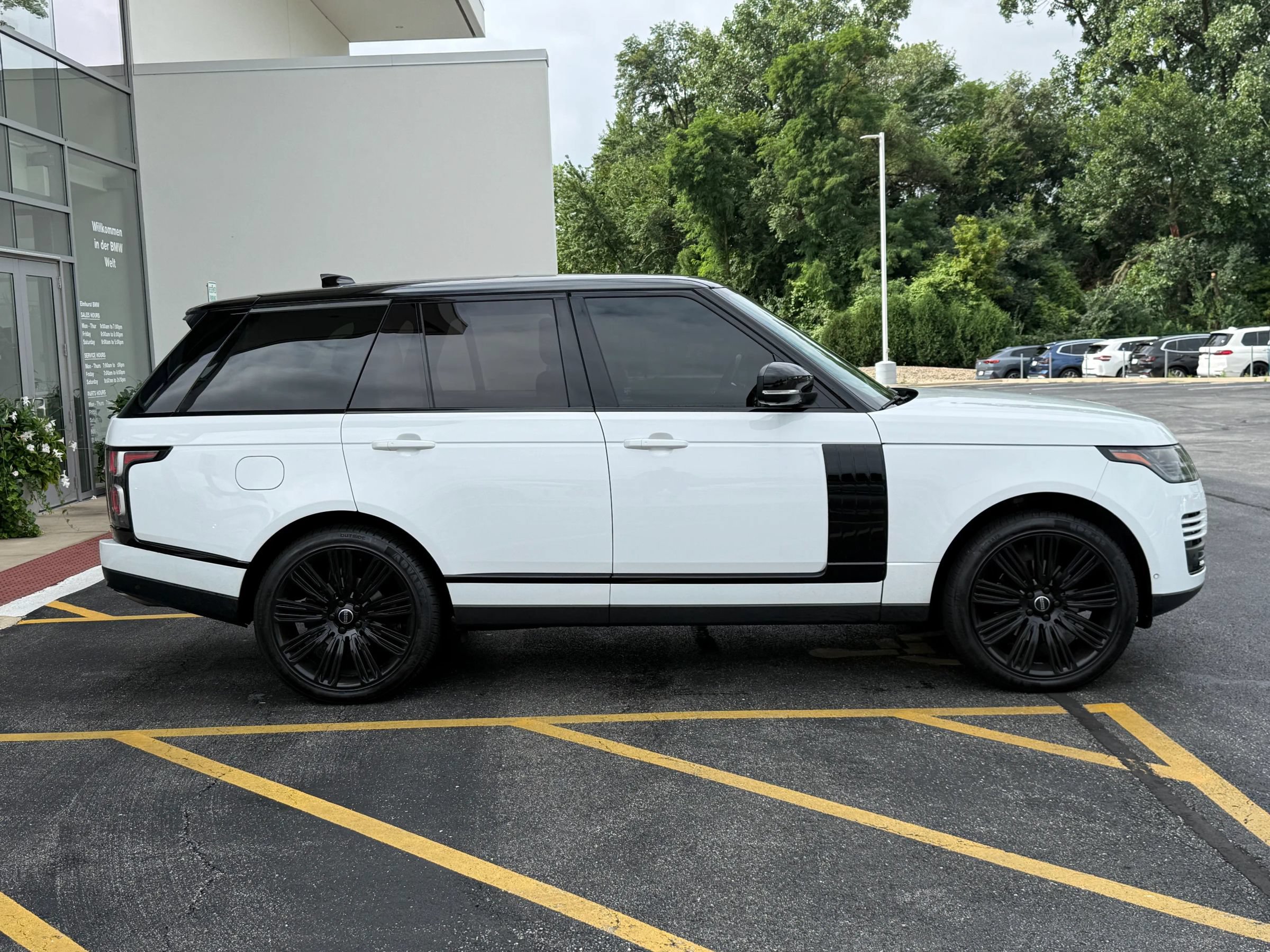 Used 2018 Land Rover Range Rover HSE AWD/4WD image 6