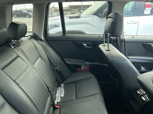 Used 2015 Mercedes-Benz GLK 350 2WD image 5