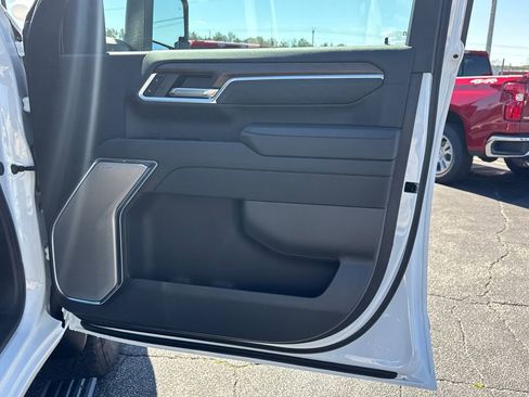 New 2026 Chevrolet Silverado 2500 High Country w/ High Country Premium Package AWD/4WD image 15