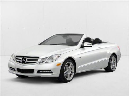 Used 2011 Mercedes-Benz E 550 Cabriolet image 1