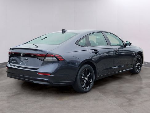 New 2025 Honda Accord SE image 3