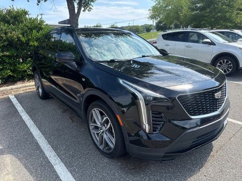 Used 2019 Cadillac XT4 Sport w/ Driver Awareness Package FWD image 1