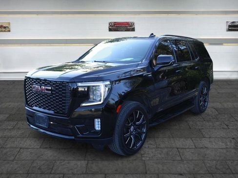 Used 2021 GMC Yukon SLT w/ SLT Luxury Plus Package RWD image 3