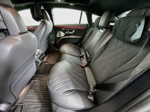 Used 2023 Mercedes-Benz EQS 580 4MATIC Sedan image 20