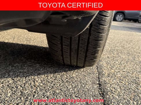 Certified 2025 Toyota RAV4 XLE AWD/4WD image 33
