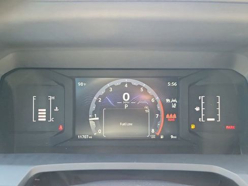 Used 2024 Toyota Tacoma SR5 AWD/4WD image 23