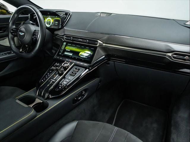 Used 2025 Aston Martin V8 Vantage Coupe RWD image 27