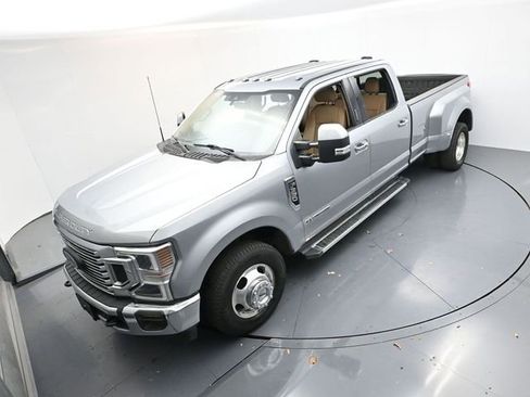 Used 2022 Ford F350 Lariat w/ Lariat Ultimate Package image 21
