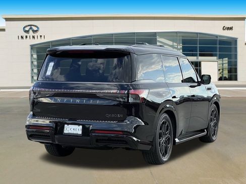 New 2026 INFINITI QX80 4WD w/ Sport Exterior Package image 3