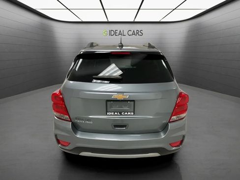 Used 2019 Chevrolet Trax LT w/ LT Convenience Package AWD/4WD image 6