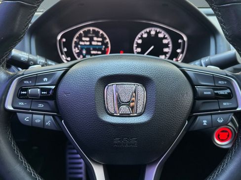 Used 2019 Honda Accord Sport image 16
