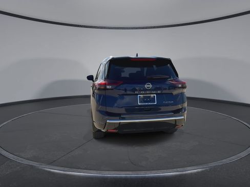 Used 2025 Nissan Rogue Platinum image 7