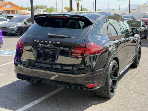 Used 2014 Porsche Cayenne GTS AWD/4WD image 8