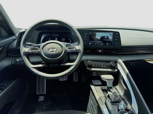 New 2026 Hyundai Elantra Sport FWD image 15