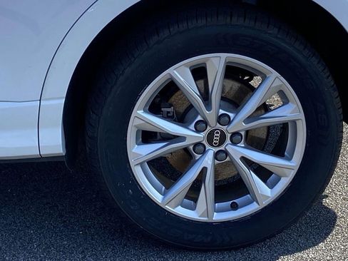 Used 2023 Audi Q3 2.0T Premium image 32