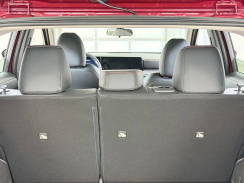 Used 2025 Nissan Kicks SR AWD/4WD image 29