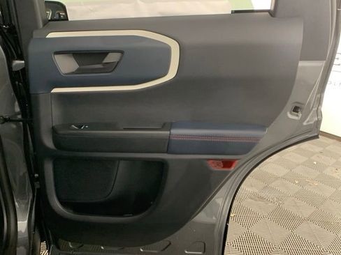 Used 2025 Ford Bronco Sport Heritage w/ Convenience Package image 28