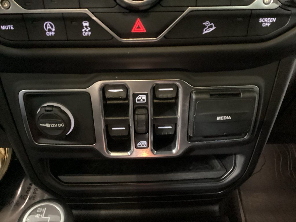 Used 2020 Jeep Wrangler Unlimited Sahara AWD/4WD image 25
