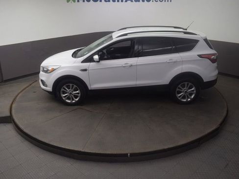 Used 2017 Ford Escape SE w/ SE Leather Comfort Package AWD/4WD image 29