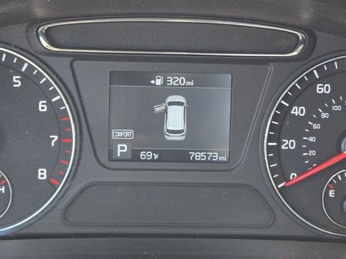 Certified 2019 Kia Sorento L image 24