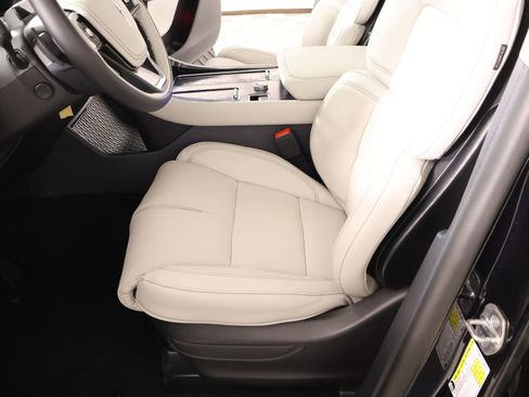 New 2026 Lincoln Aviator Reserve AWD/4WD image 11