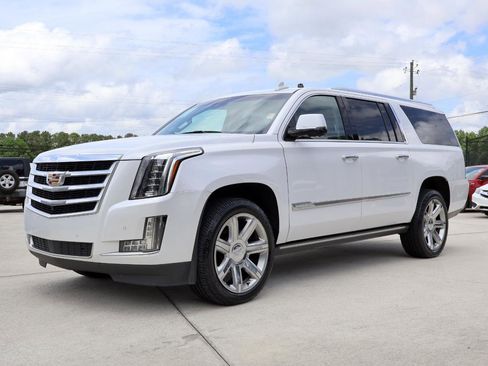 Used 2016 Cadillac Escalade ESV Premium AWD/4WD image 35