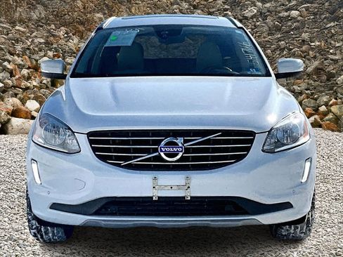 Used 2016 Volvo XC60 T6 w/ Climate Package image 3