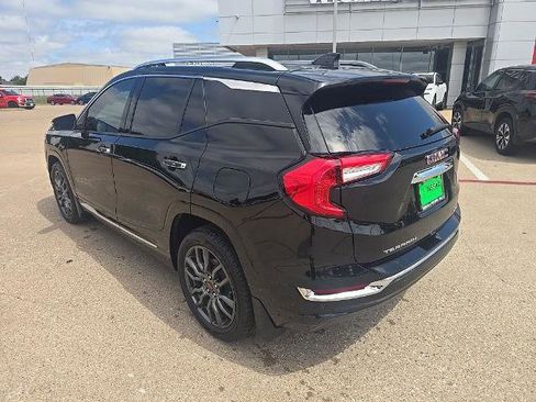 Used 2024 GMC Terrain Denali w/ Black Diamond Edition AWD/4WD image 3
