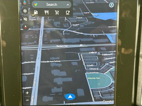 Used 2025 Volvo XC40 B5 Core w/ Protection Package Premier image 14