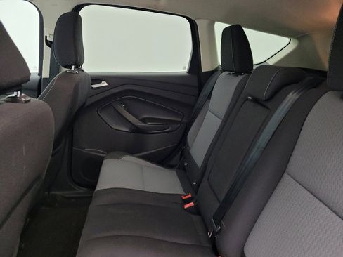 Used 2019 Ford Escape SE image 18