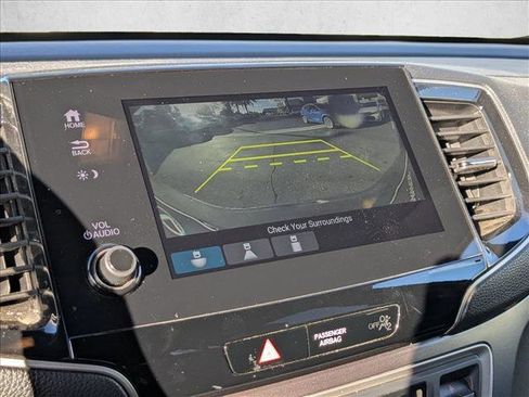 Used 2021 Honda Passport Sport image 13