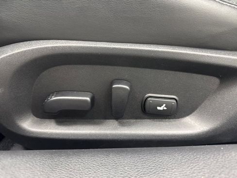 Used 2018 INFINITI Q60 Red Sport 400 w/ Sensory Package 3.0T Sport image 10