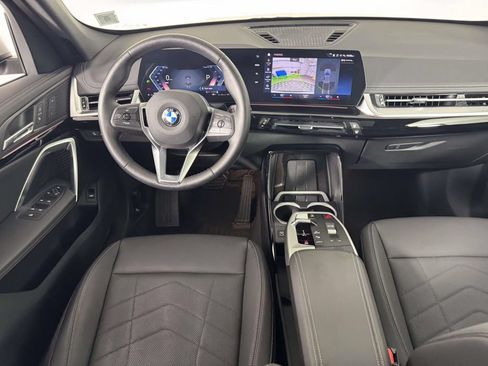 Used 2023 BMW X1 xDrive28i w/ Convenience Package AWD/4WD image 5