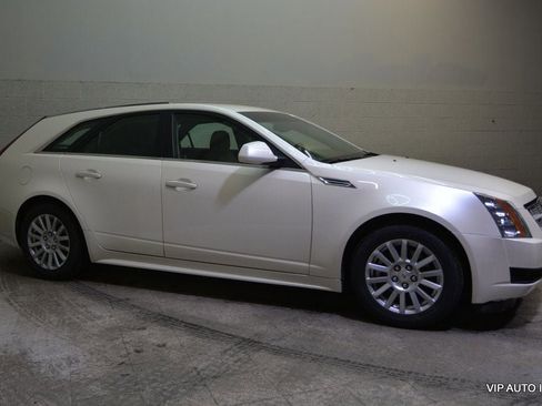 Used 2010 Cadillac CTS Wagon image 28