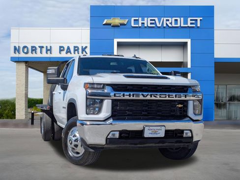 Used 2022 Chevrolet Silverado 3500 LT w/ Convenience Package image 1