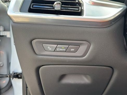 Used 2024 BMW X6 M60i w/ Dynamic Handling Package image 16