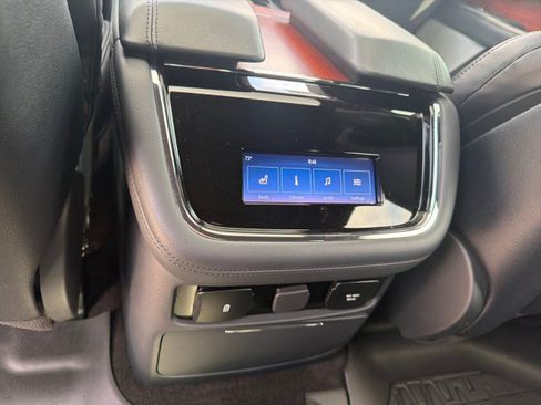 Used 2023 Lincoln Navigator Reserve RWD image 12
