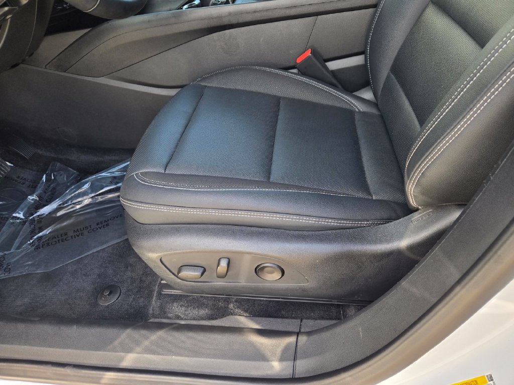 Used 2024 Chevrolet Blazer EV LT AWD/4WD image 15