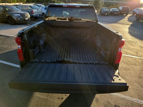 Used 2025 Chevrolet Silverado 1500 Custom image 24