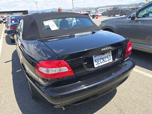 Used 2004 Volvo C70 HT FWD image 5