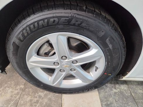Used 2023 Chevrolet Malibu LS w/ Driver Confidence Package FWD image 8