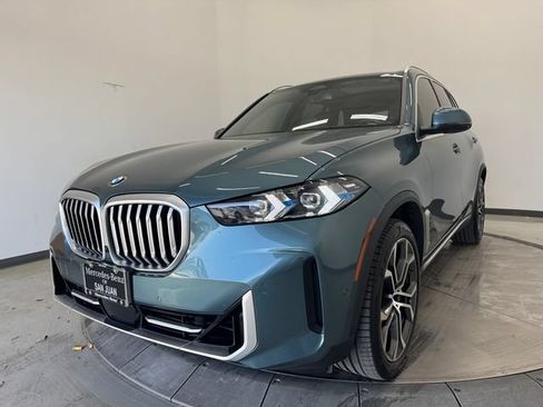 Used 2025 BMW X5 xDrive40i w/ Parking Assistance Package AWD/4WD image 32
