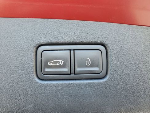 Certified 2024 Genesis GV70 2.5T image 16