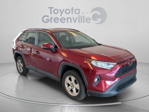 Used 2020 Toyota RAV4 XLE FWD image 8