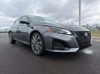 Used 2025 Nissan Altima 2.5 SL 360° Tour